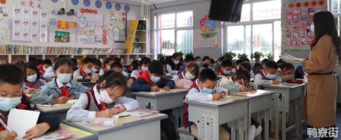 副高级教师退休年龄是多大