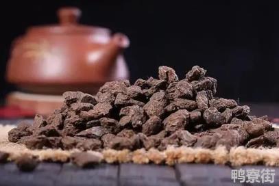 普洱茶碎银子的危害是什么