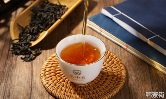 每天用茶水代替水有什么危害吗？