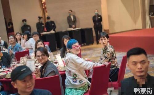 黄子佼晒50大寿宴会照